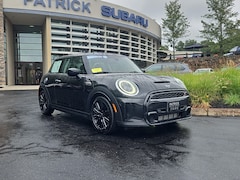 2023 MINI Hardtop 2 Door Cooper S Classic Cooper S Classic FWD *Ltd Avail*