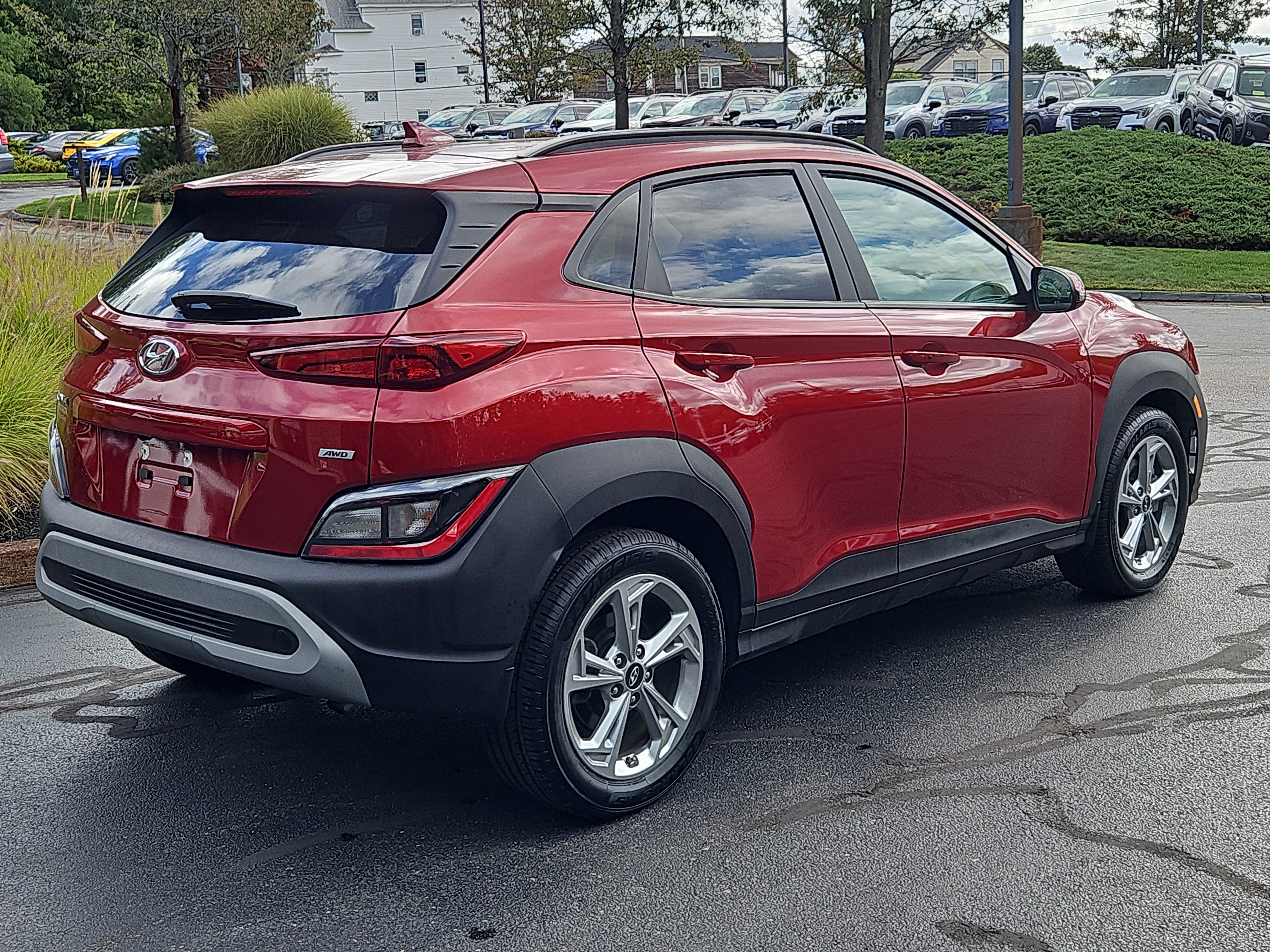 Used 2023 Hyundai Kona SEL SEL Auto AWD