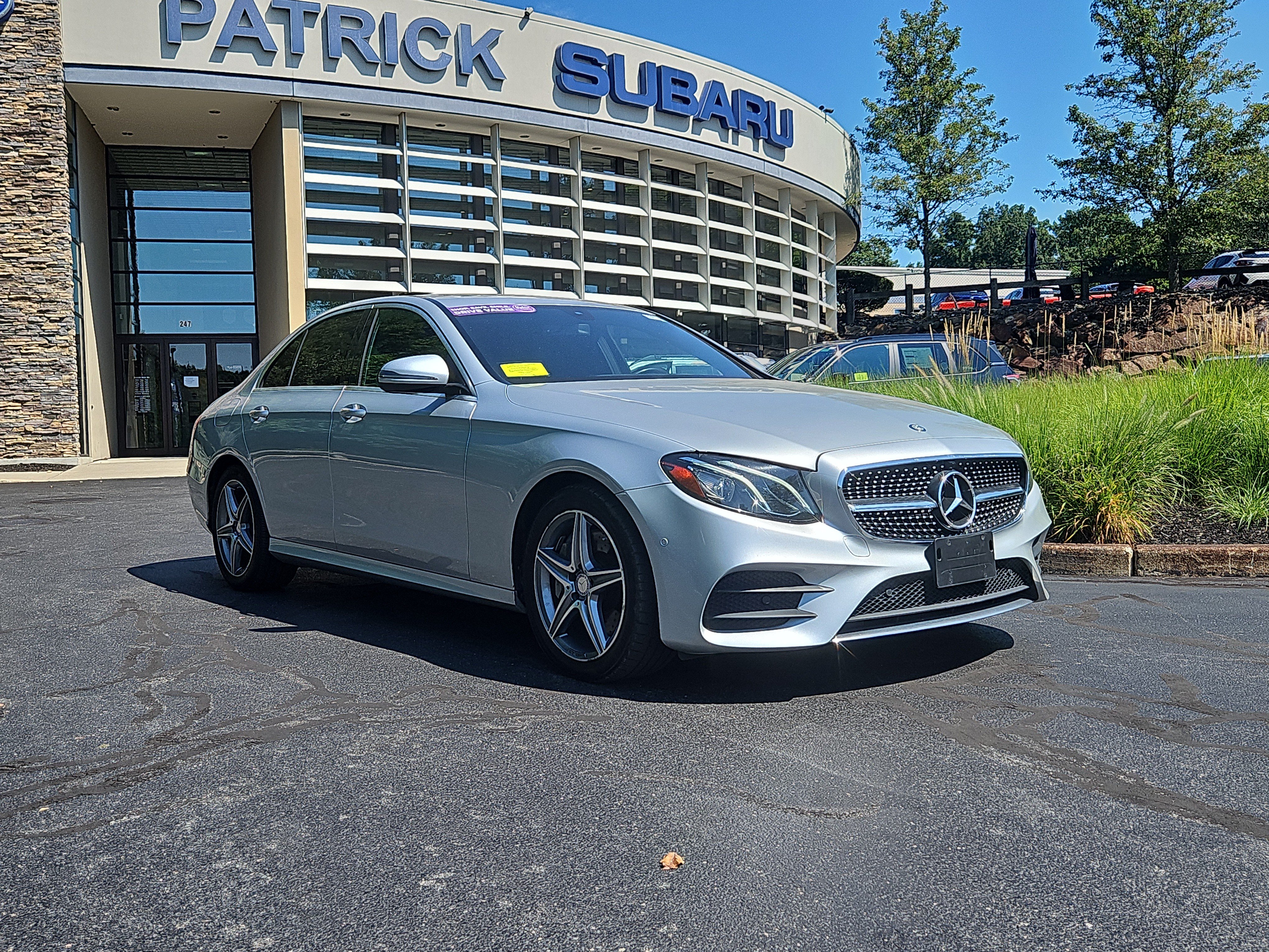  Mercedes-Benz E-Class