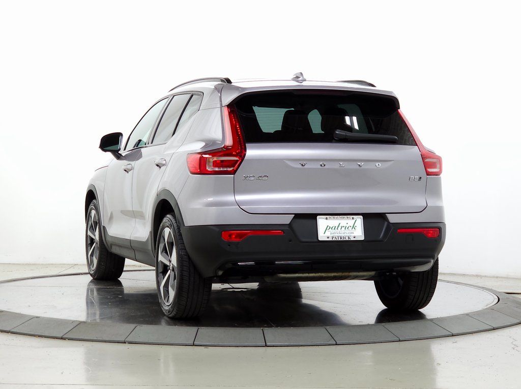 2026 Volvo XC40 Plus - Photo 5