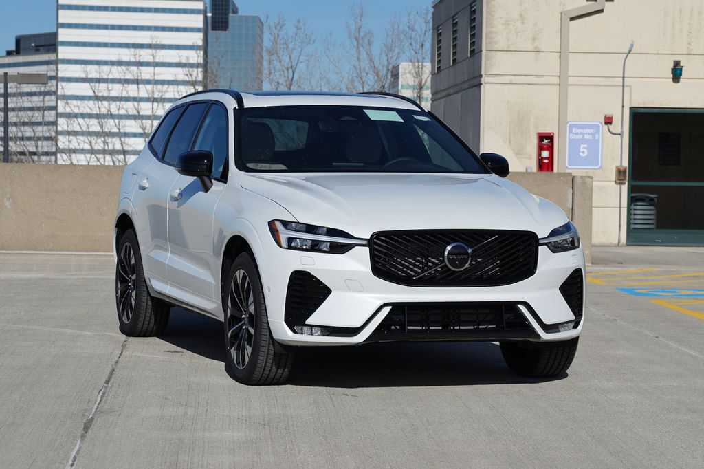New 2026 Volvo XC60 B5 Plus SUV