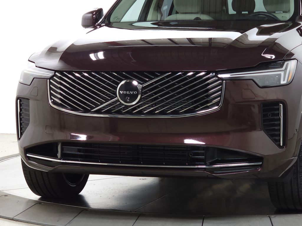 Certified 2025 Volvo XC90 Plug-In Hybrid T8 Ultra SUV