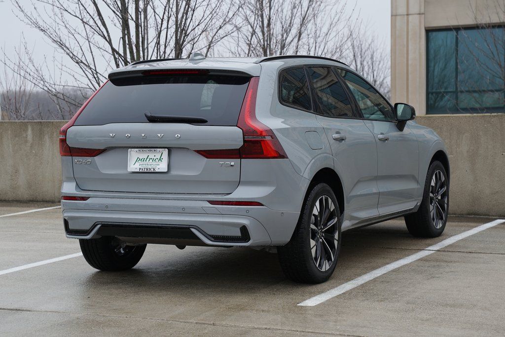 New 2026 Volvo XC60 plug-in hybrid T8 Plus SUV
