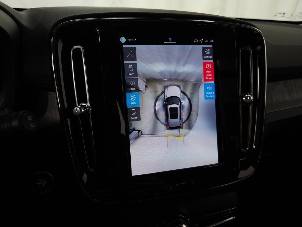 2026 Volvo XC40 Ultra - Photo 23