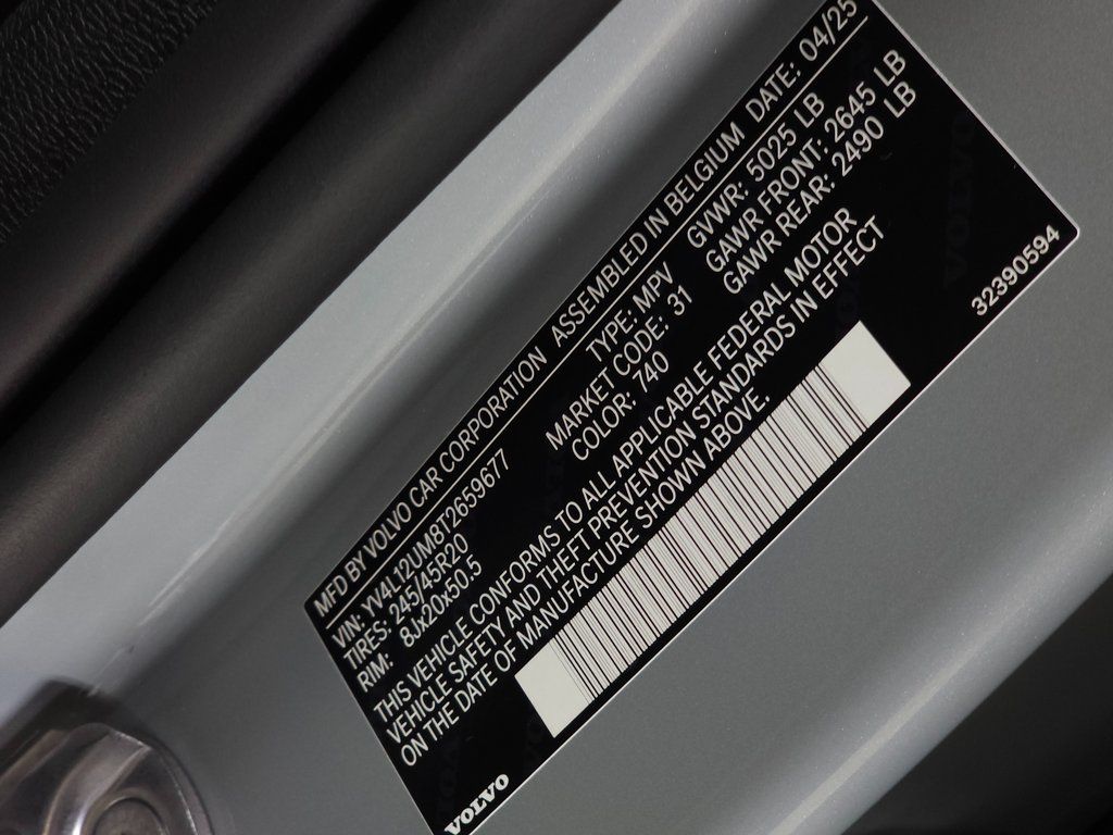 2026 Volvo XC40 Ultra - Photo 28