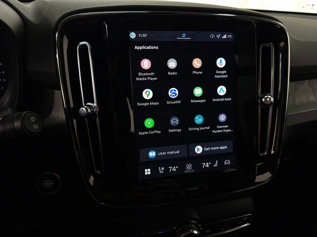 2026 Volvo XC40 Ultra - Photo 18