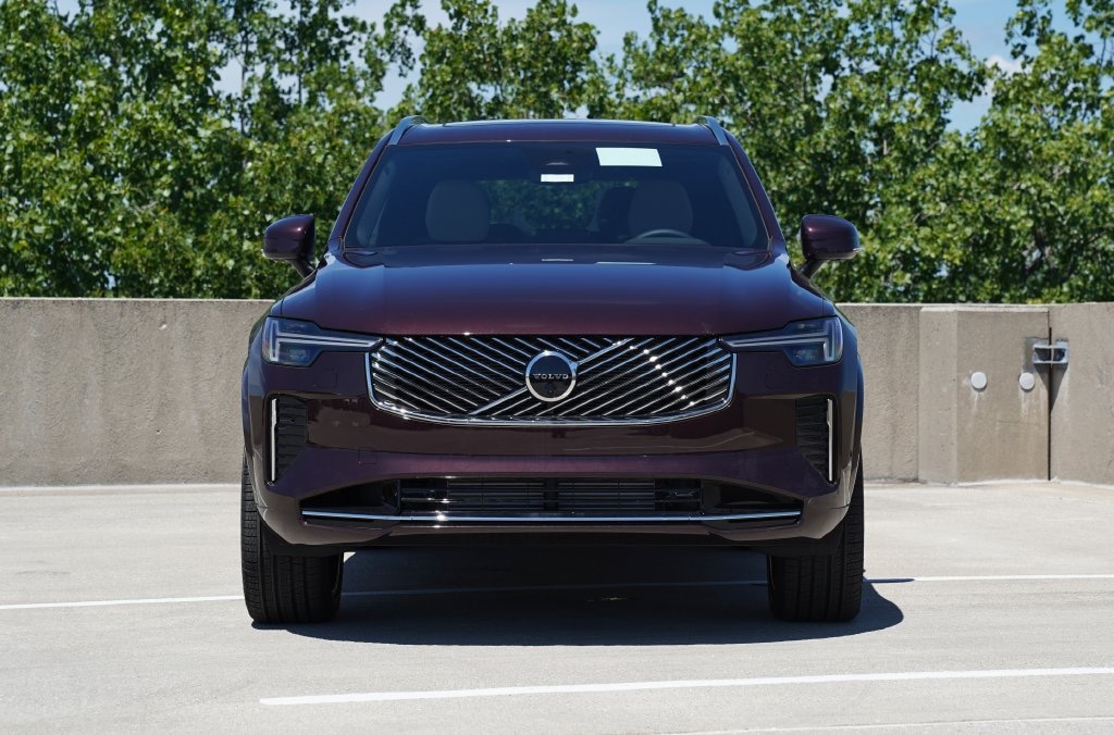 New 2026 Volvo XC90 plug-in hybrid T8 Plus 7-Seater SUV