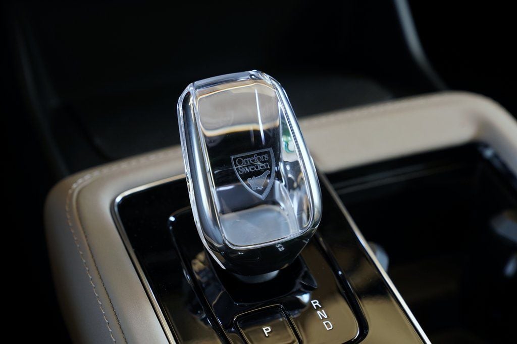 2026 Volvo XC90 Plus - Photo 22