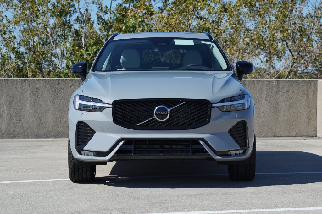 New 2027 Volvo XC60 B5 Ultra SUV