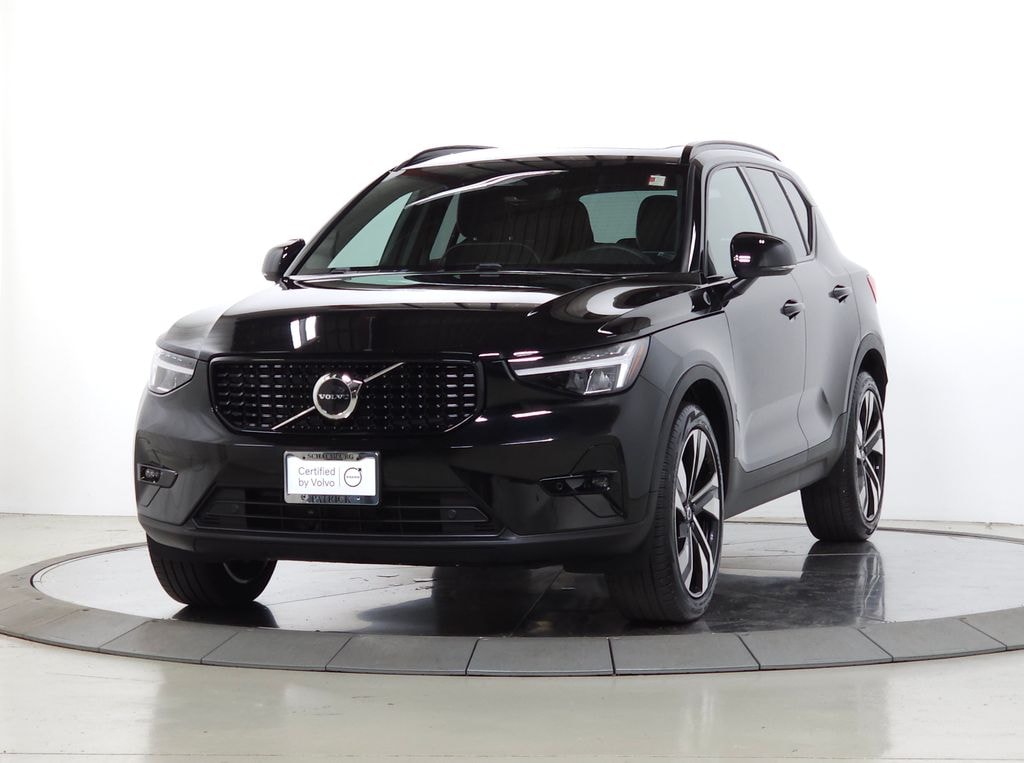Certified 2023 Volvo XC40 B5 Plus Dark Theme SUV