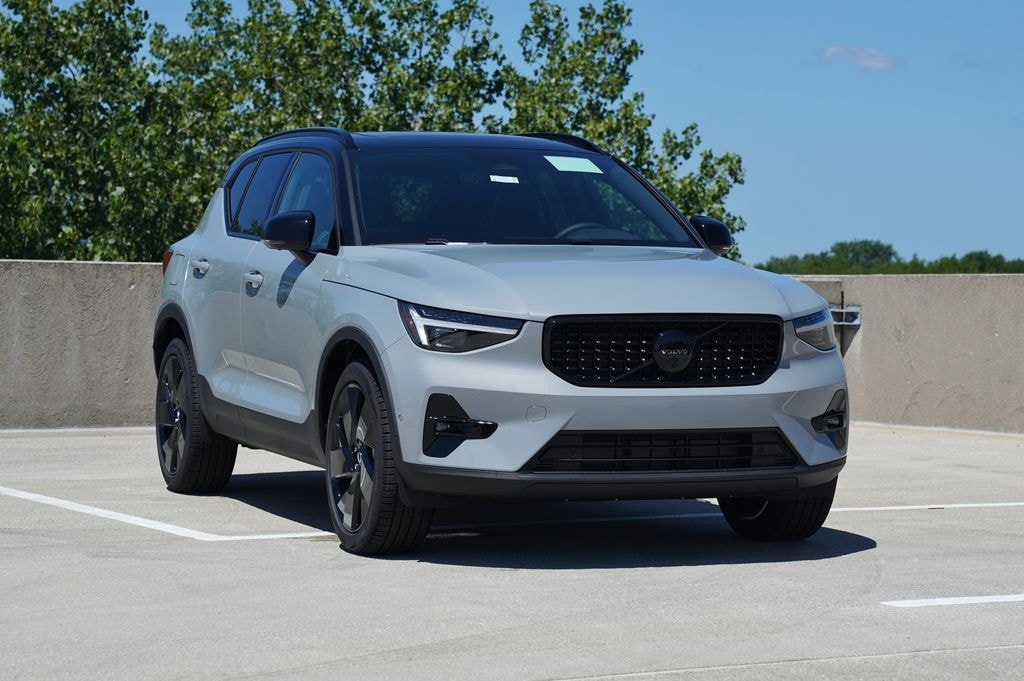 New 2026 Volvo XC40 B5 Ultra Black Edition SUV