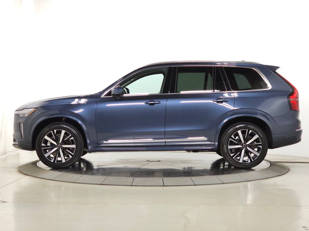 New 2026 Volvo XC90 B6 Core SUV