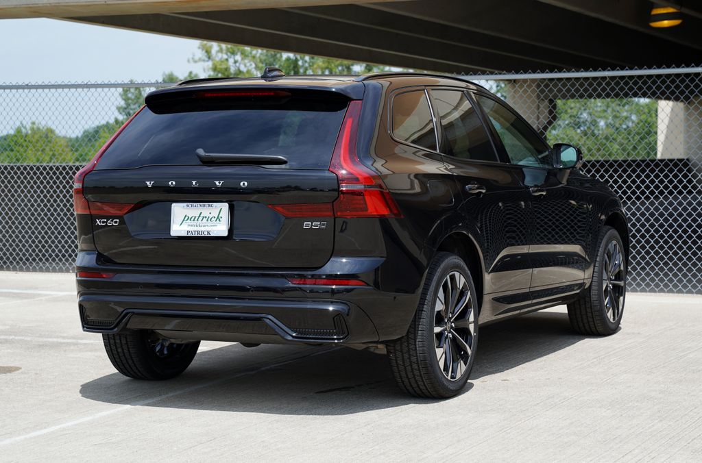 New 2026 Volvo XC60 B5 Plus SUV