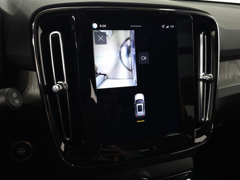 2026 Volvo XC40 Plus - Photo 21