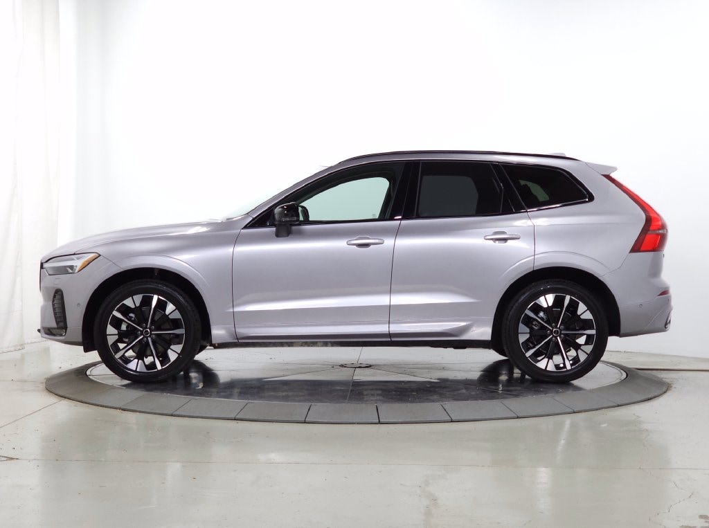 New 2026 Volvo XC60 B5 Plus SUV