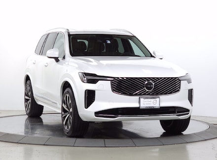 2025 Volvo XC90 B5 Core SUV