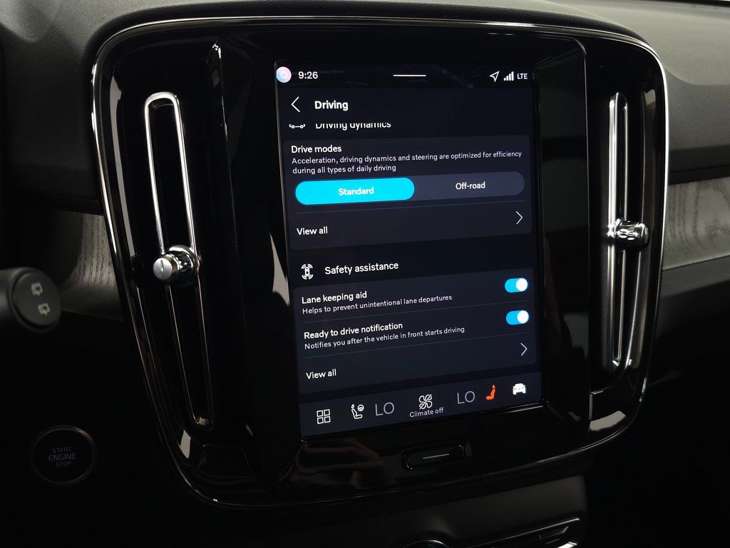 2026 Volvo XC40 Plus - Photo 18