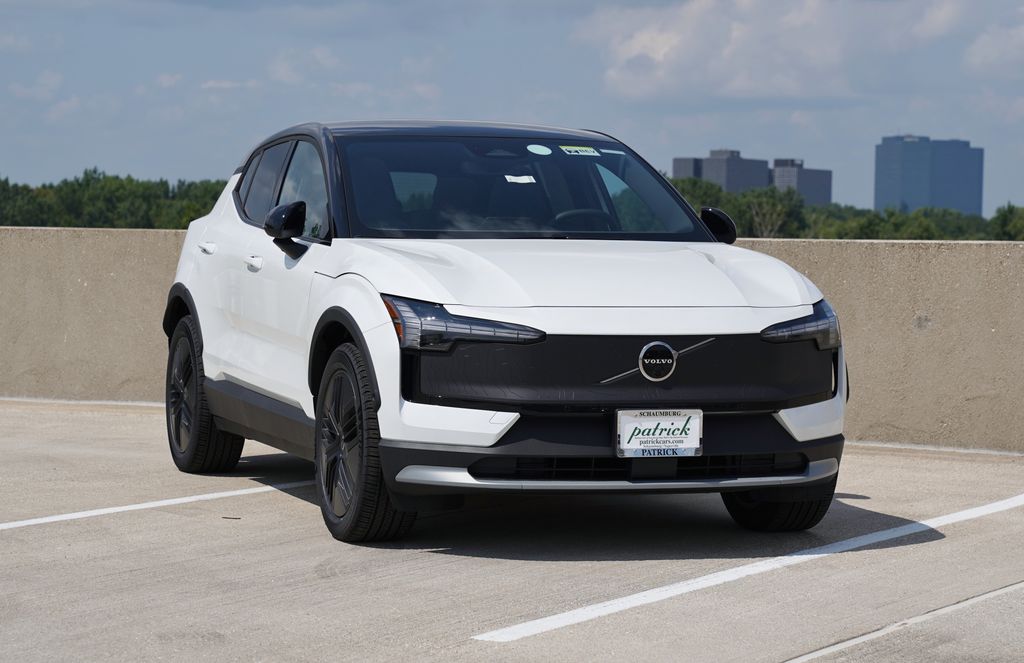 2026 Volvo EX30 Cross Country Ultra AWD SUV