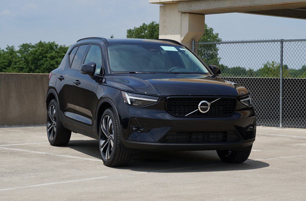 2026 Volvo XC40