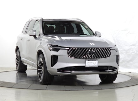 2025 Volvo XC90 B5 Plus SUV
