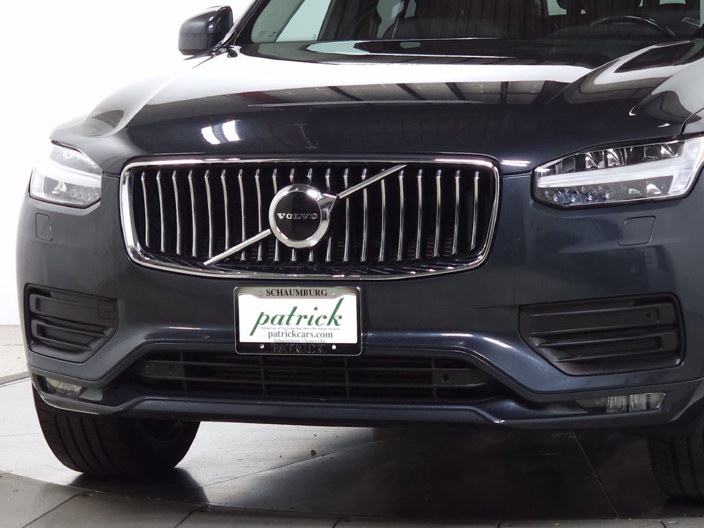 Used 2022 Volvo XC90 T6 Momentum SUV