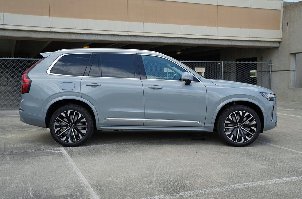 New 2026 Volvo XC90 B6 Plus 7-Seater SUV