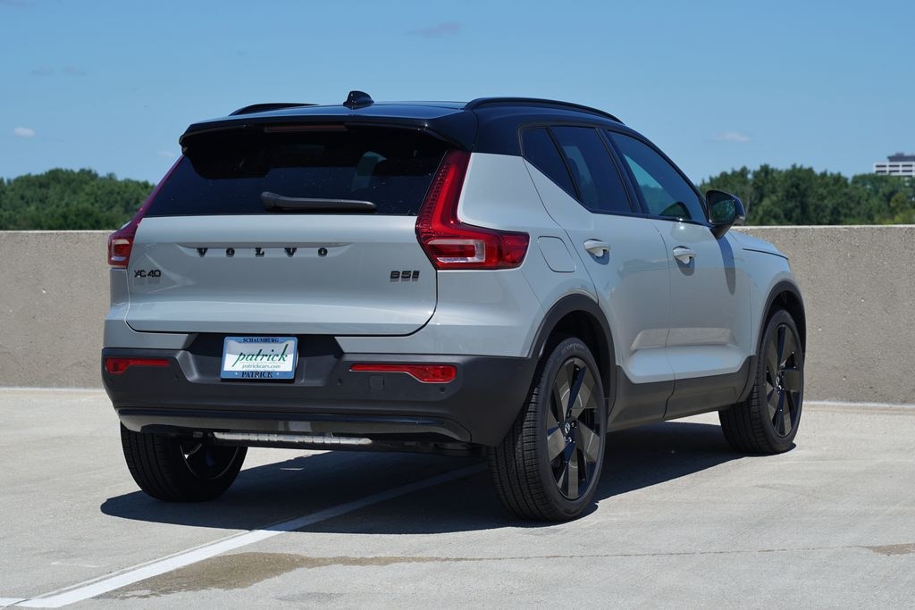 New 2026 Volvo XC40 B5 Ultra Black Edition SUV