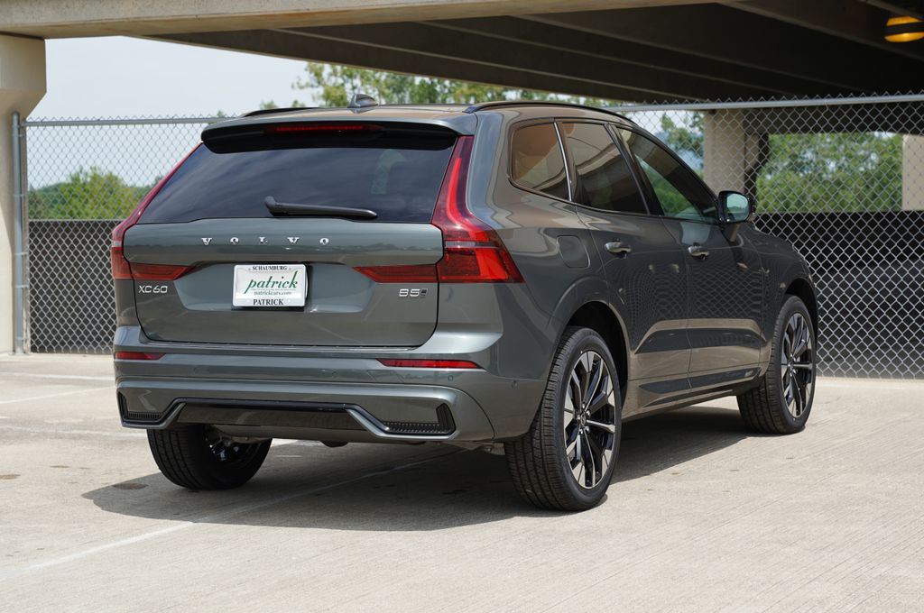 New 2026 Volvo XC60 B5 Plus SUV