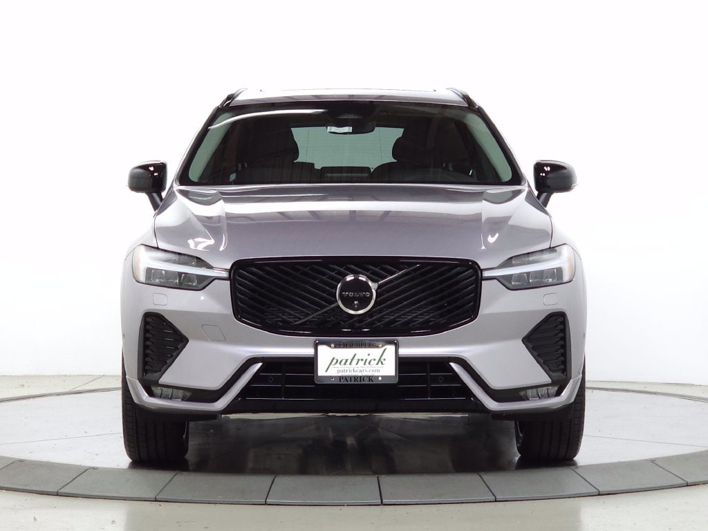 New 2026 Volvo XC60 B5 Plus SUV
