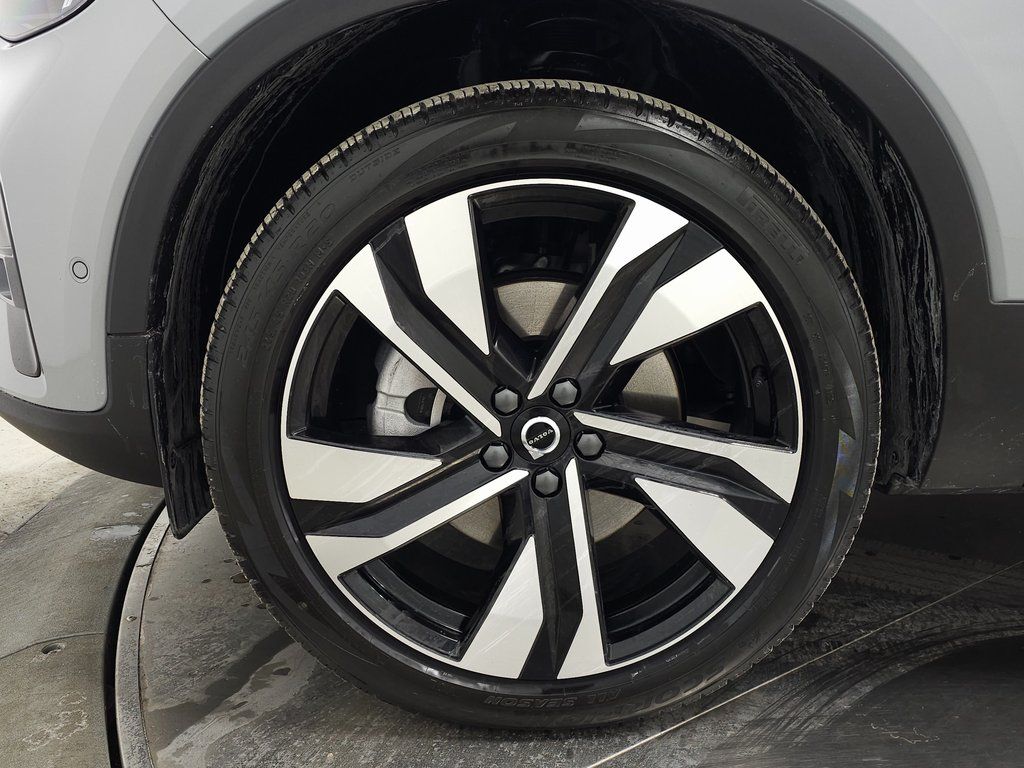 2026 Volvo XC40 Ultra - Photo 7