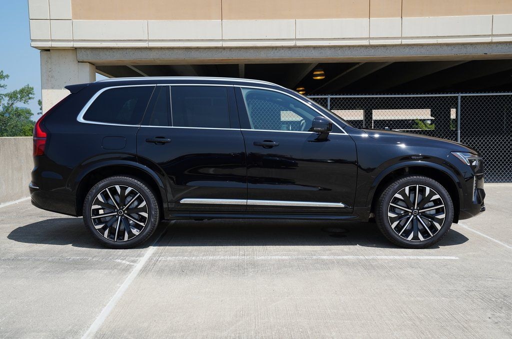 New 2026 Volvo XC90 plug-in hybrid T8 Plus 7-Seater SUV