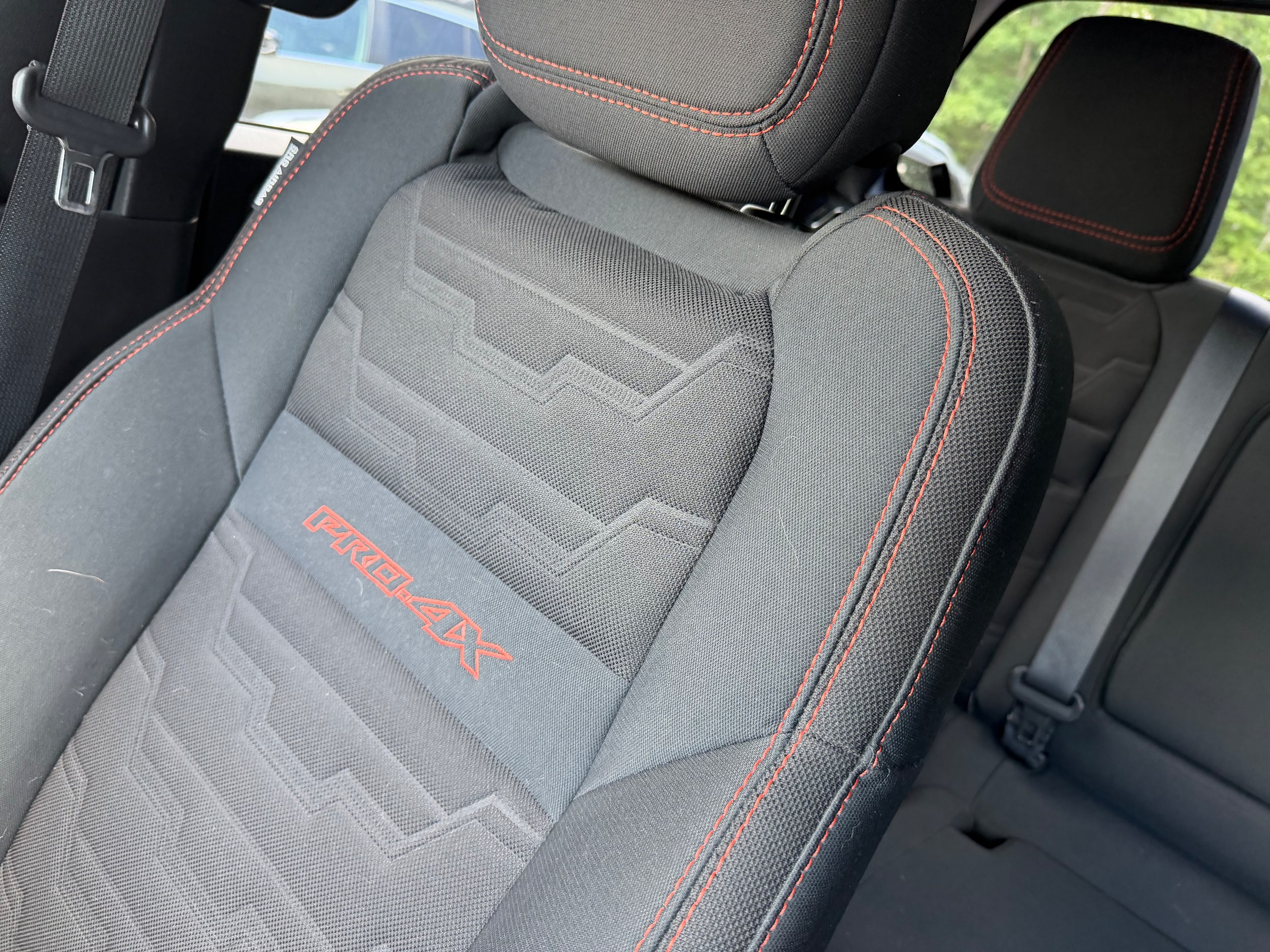 2022 Nissan Frontier PRO-4X - Photo 13