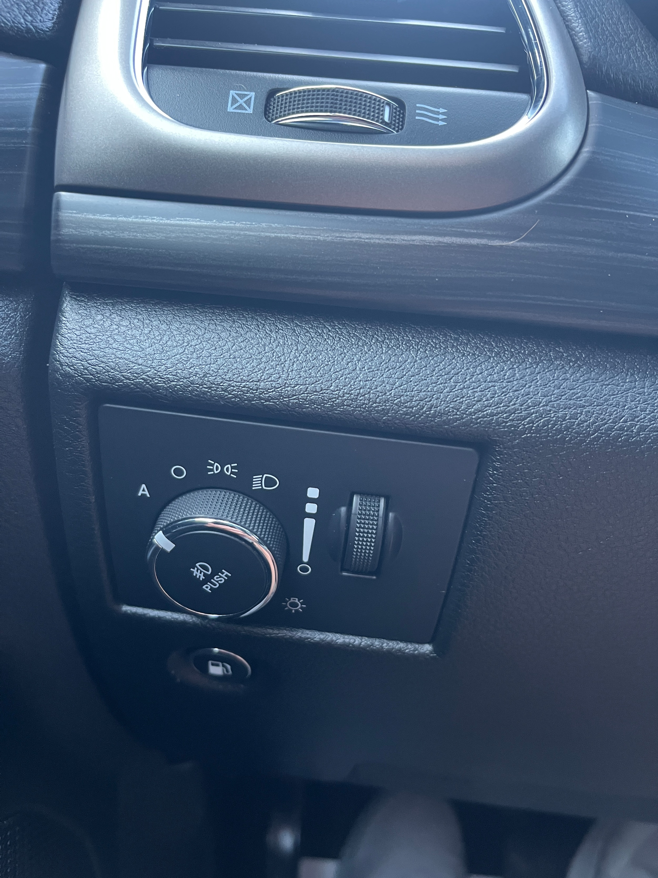 2022 Jeep Grand Cherokee WK Laredo E - Photo 13