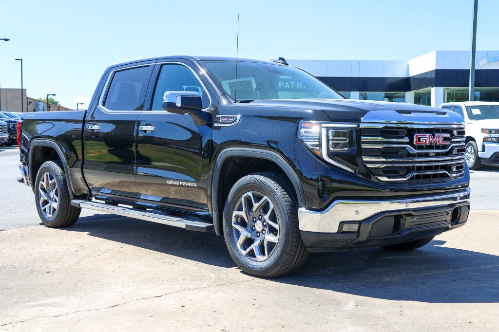 New 2026 GMC Sierra 1500 SLT Truck