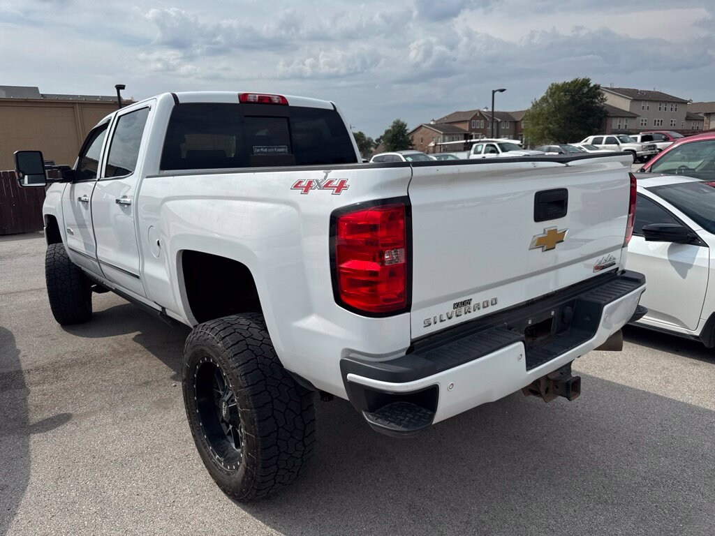 Used 2016 Chevrolet Silverado 2500 HD High Country Truck