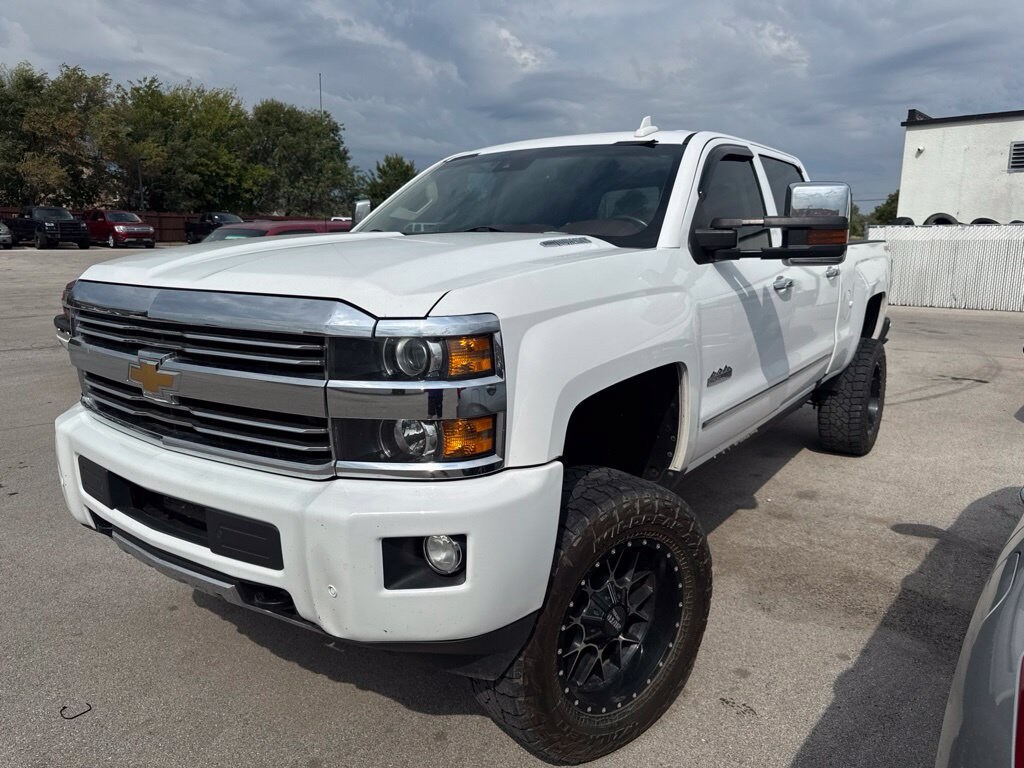 Used 2016 Chevrolet Silverado 2500 HD High Country Truck