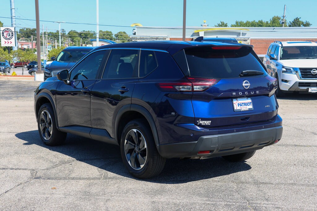 Used 2025 Nissan Rogue SV