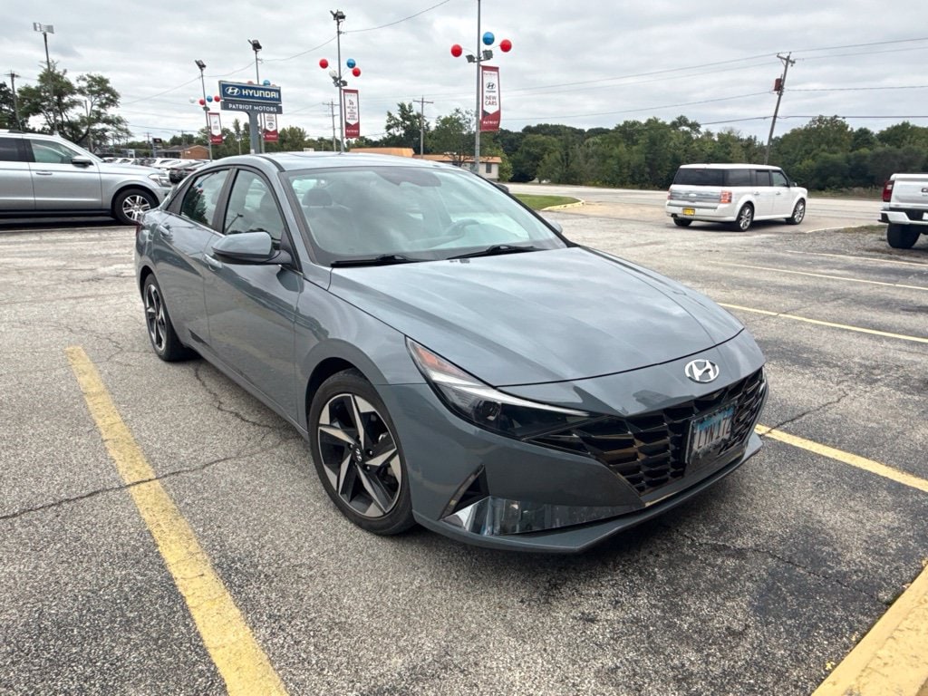 Used 2021 Hyundai Elantra SEL Sedan
