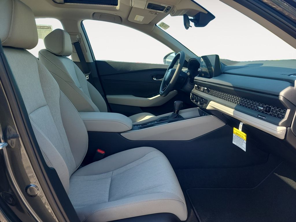 2026 Honda Accord SE - Photo 15