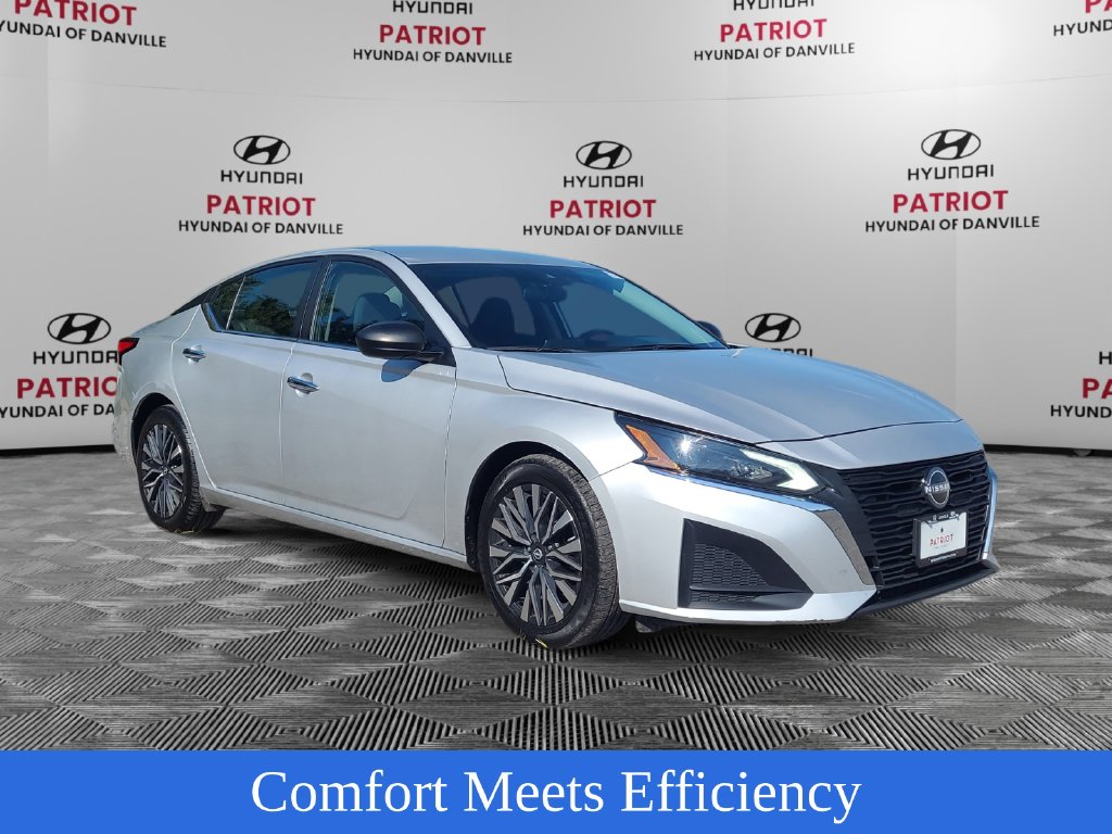 Used 2024 Nissan Altima 2.5 SV Sedan