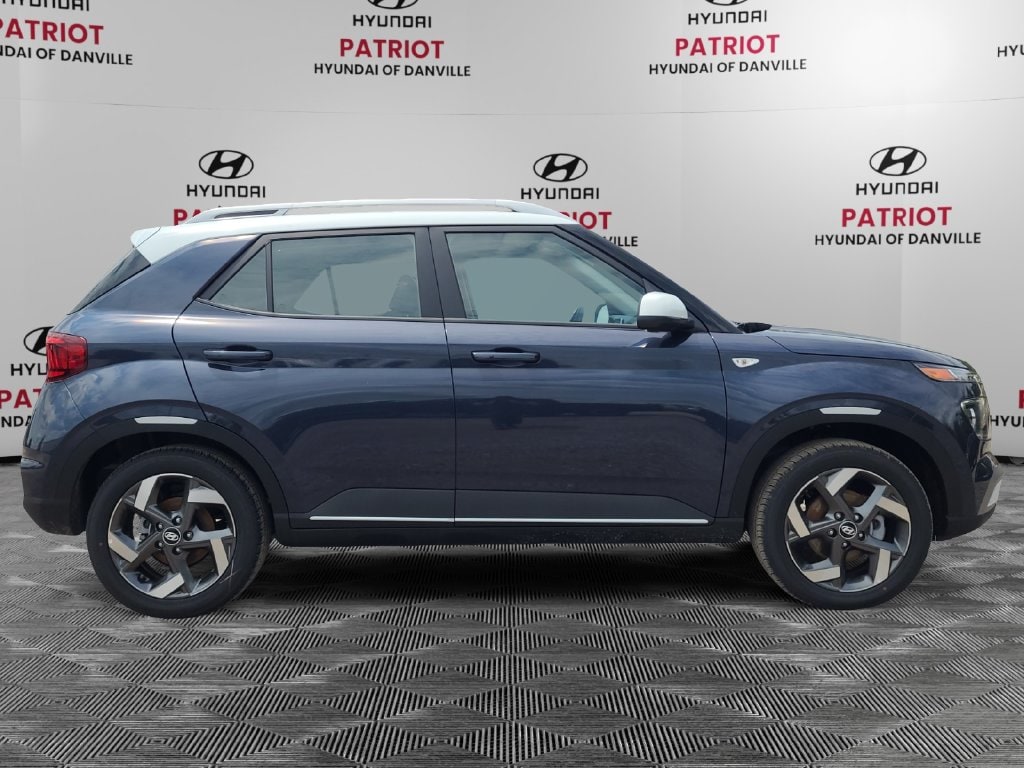 Used 2026 Hyundai Venue SEL SUV
