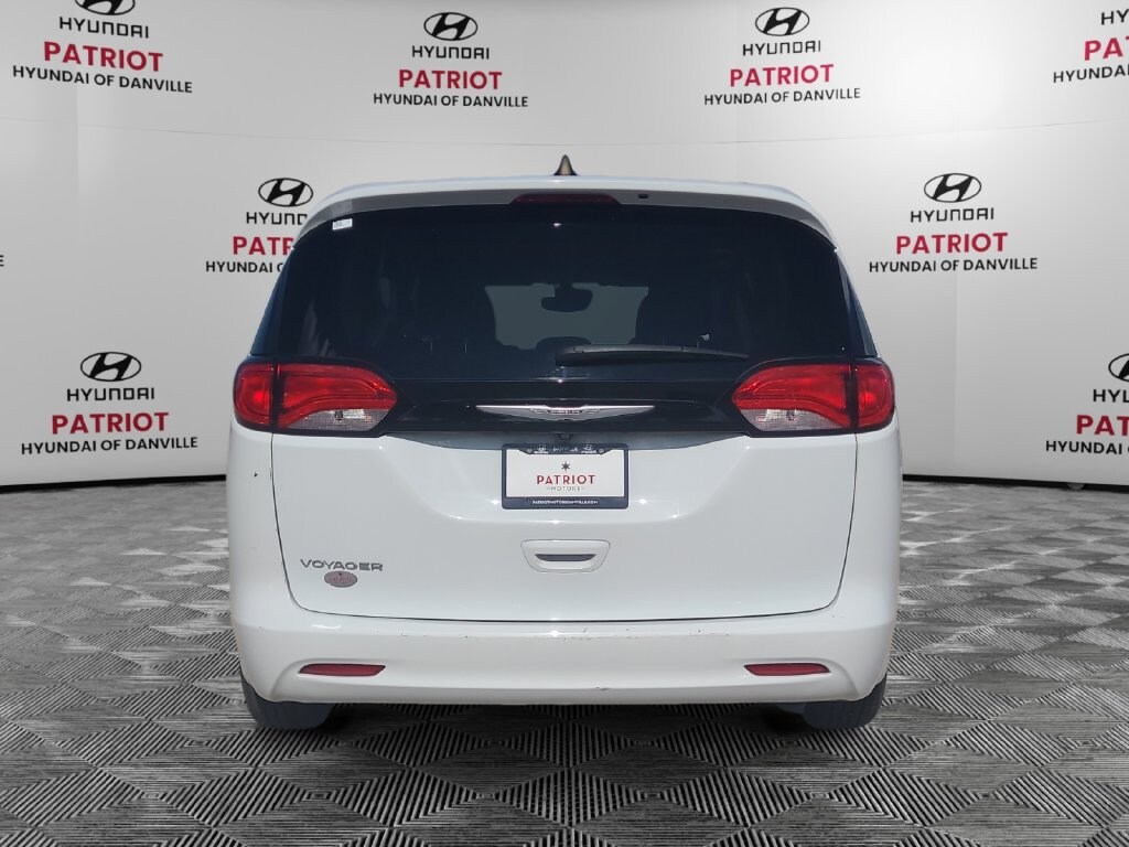 Used 2023 Chrysler Voyager LX Minivan/Van