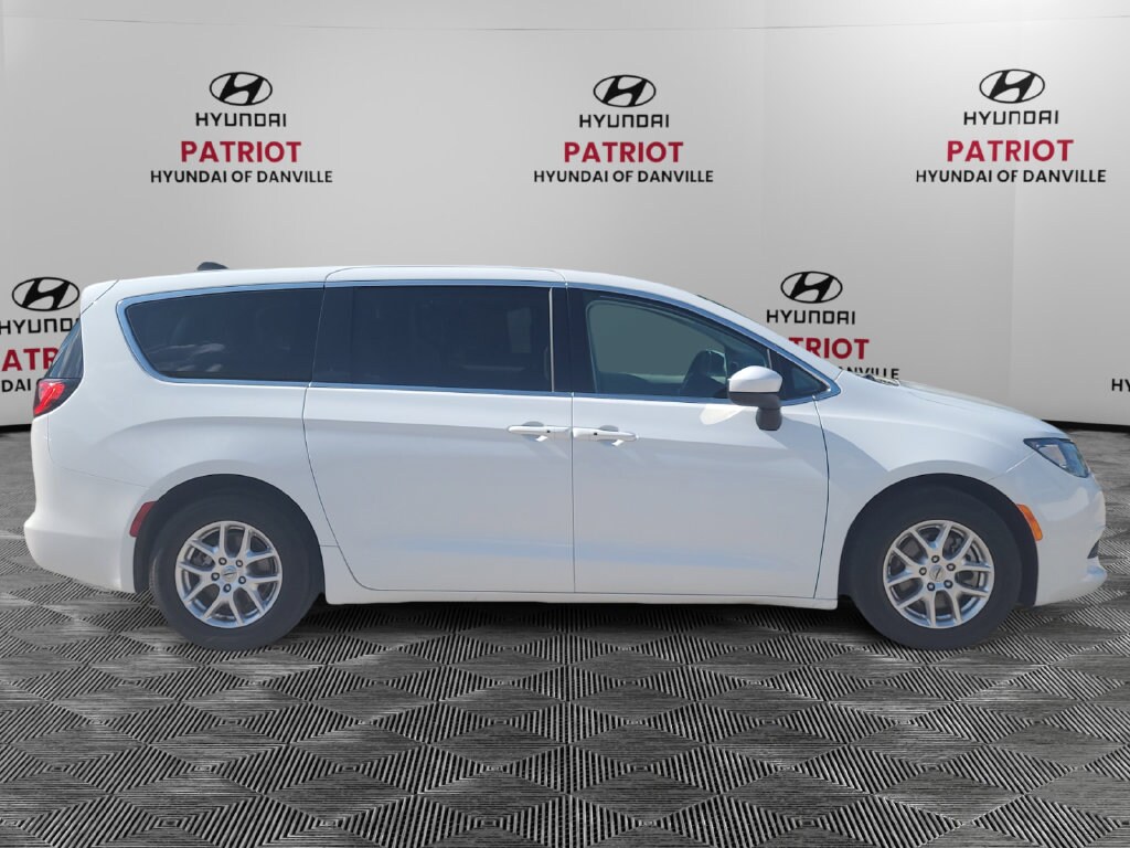 Used 2023 Chrysler Voyager LX Minivan/Van