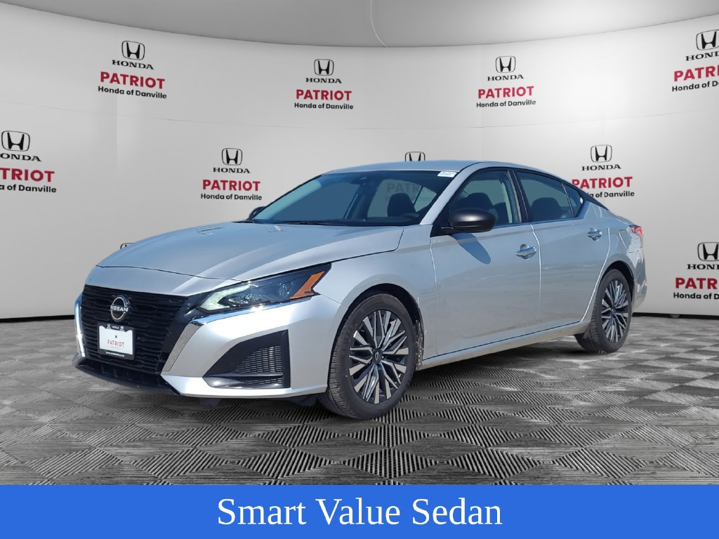 Used 2024 Nissan Altima 2.5 SV Sedan