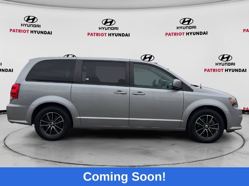 Used 2018 Dodge Grand Caravan SE Van Passenger Van