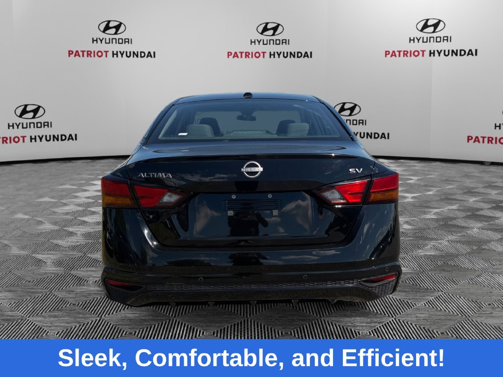Used 2024 Nissan Altima 2.5 SV Sedan