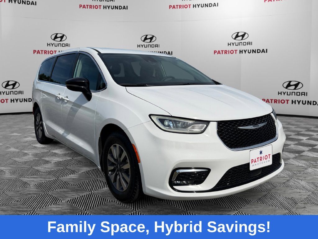  Chrysler Pacifica Hybrid