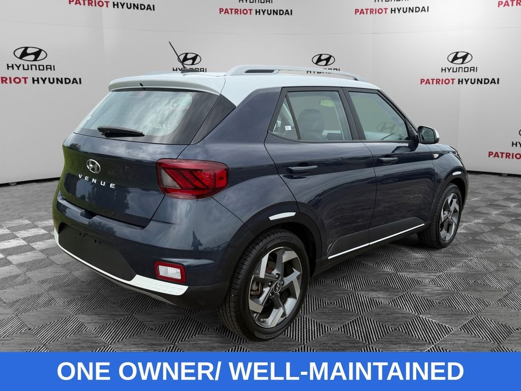 Used 2023 Hyundai Venue Limited SUV