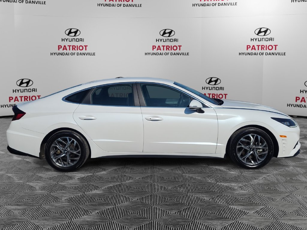 Used 2022 Hyundai Sonata SEL with VIN KMHL64JA0NA235635 for sale in Danville, IL