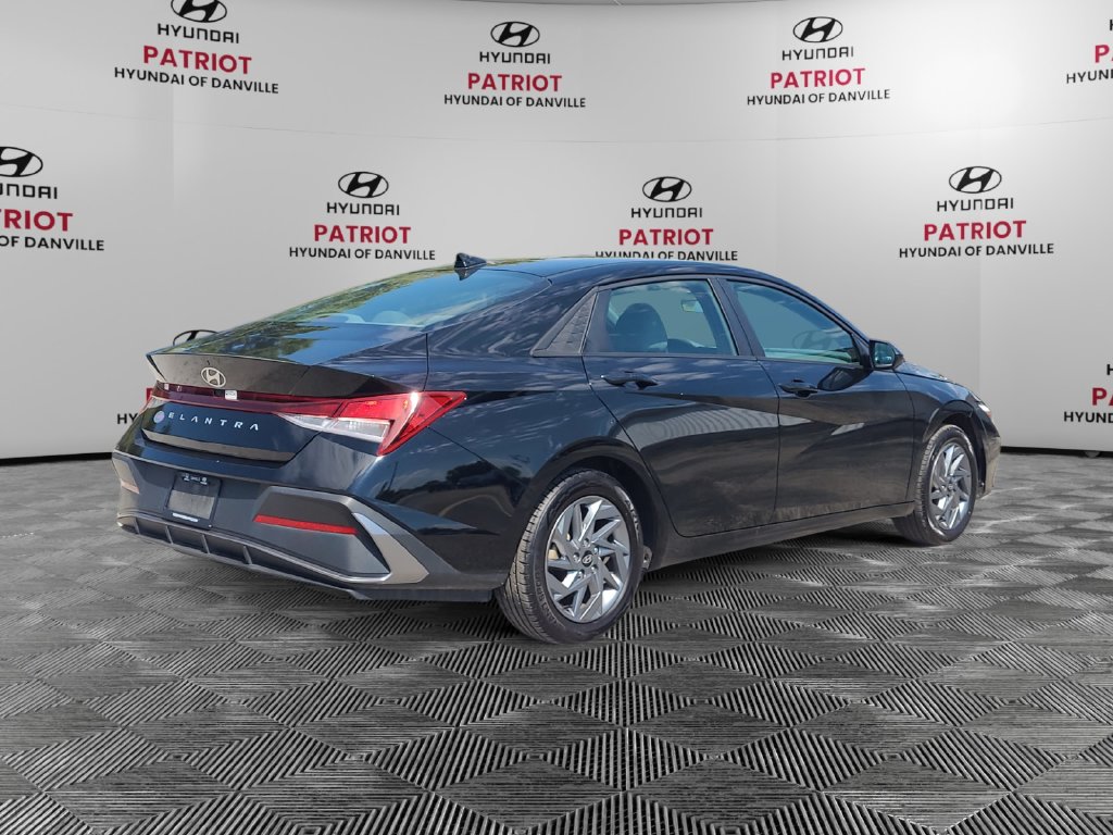 Used 2024 Hyundai Elantra SEL Sedan